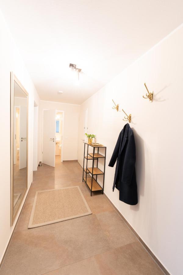 -Zentrale Wohnung-Balkon-Desingerkueche- Білефельд Екстер'єр фото